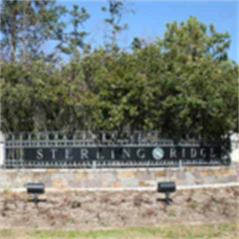 Sterling Ridge entryway sign